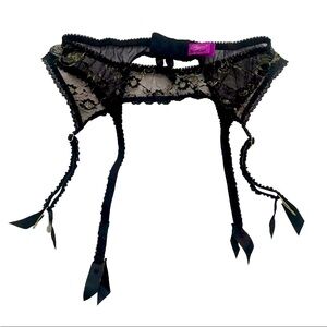 Agent Provocateur L’Agent Black Gold Lace Garter Size Large EUC